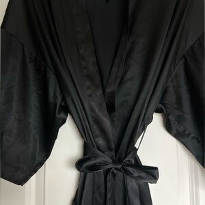 victoria’s secret satin robe